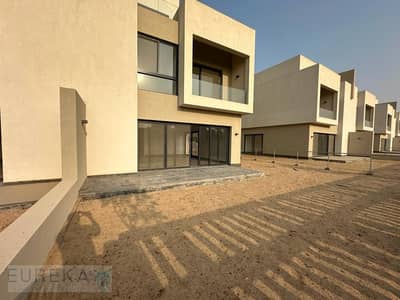 توين هاوس للايجار في البروج بالمطبخ و التكيفات و الأجهزة أول سكن