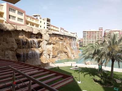 للبيع شالية استلام فوري - داون تاون مرينا بالتقسط - فيو مميز 30% مقدم  امام ابراج العلمين