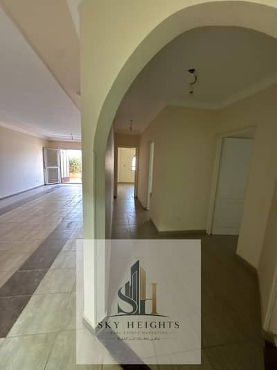 Apart for Sale in Al Rehab City Ground-floor apartment with a private garden in a prime location next to Al Rehab Club, Abu Bakr Al-Siddiq Mosque,