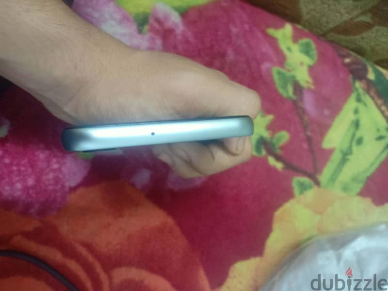 Samsung A24 8