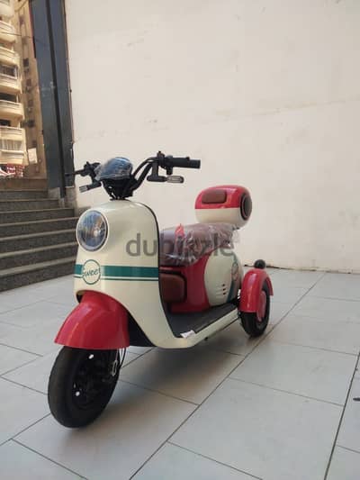 سكوتر ٣ عجلات - 3 wheel scooter