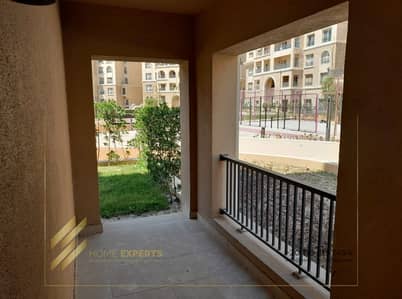 Apartment with garden for rent in 90 Avenue - Prime Location