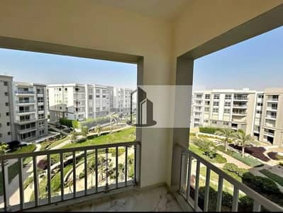 For quick sale Fully finished apartment landscape view in prime location in Hyde Park Fifth Settlement