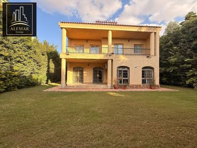 Standa Villa for sale in Madinaty Model W, golf view in a very special location just steps from the golf club