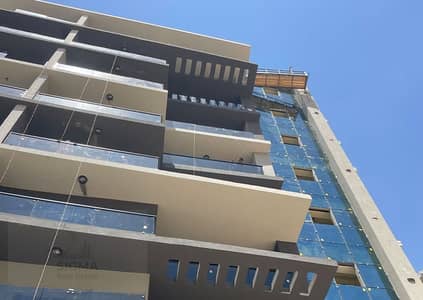 Immediate receipt in the capital, two-bedroom apartment direct on the diplomatic axis