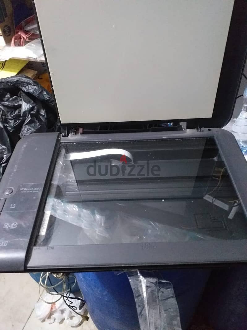 Printer HP Deskjet 2050 1