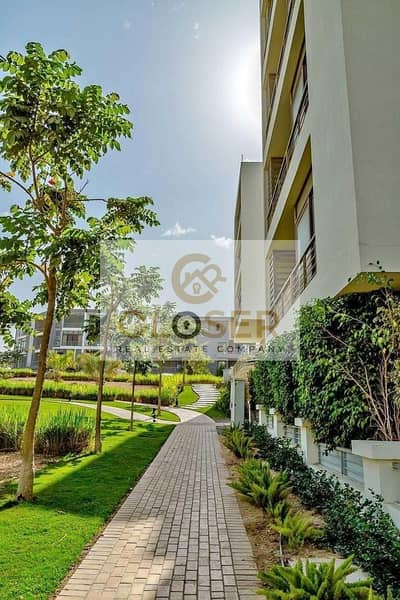 A fantastic opportunity to own a studio in Taj City compound, one of the best locations in New Cairo, with a down payment of 400,000.