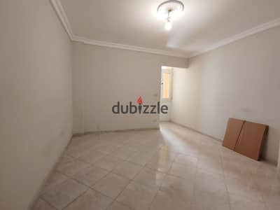 ١٤٠م قانون جديد محرم بيك سكنى او تجارى  ٣ غرف وريسبشن ٣ ق ش منشادور ٧