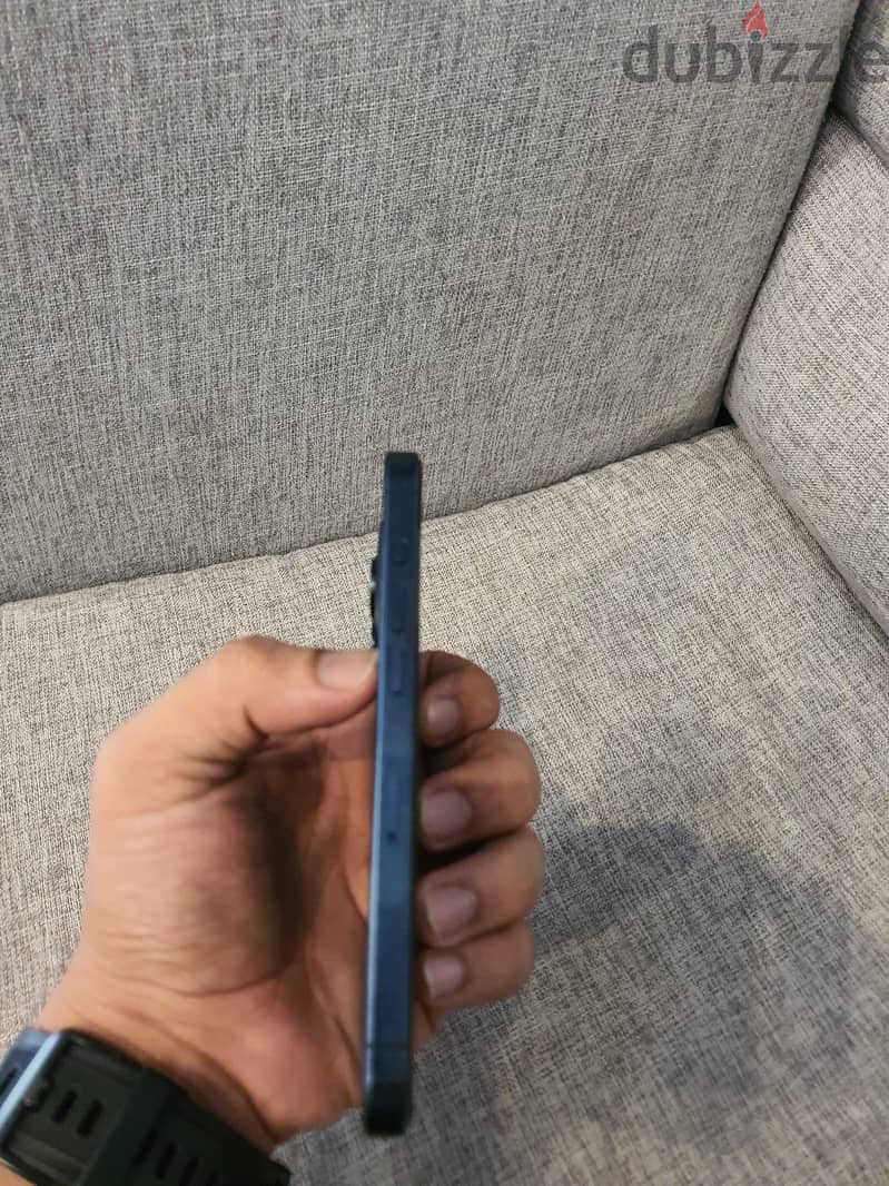 Apple - iPhone 15 Pro 2