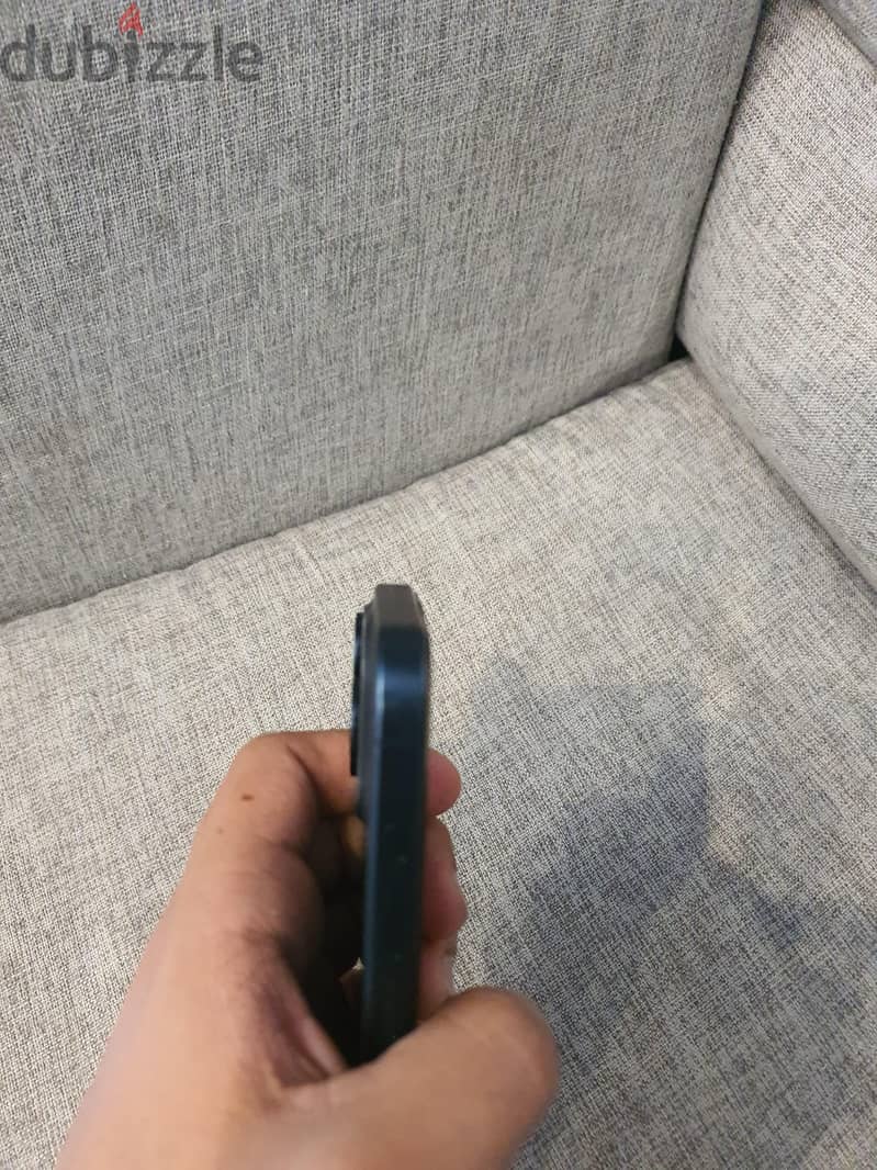 Apple - iPhone 15 Pro 3