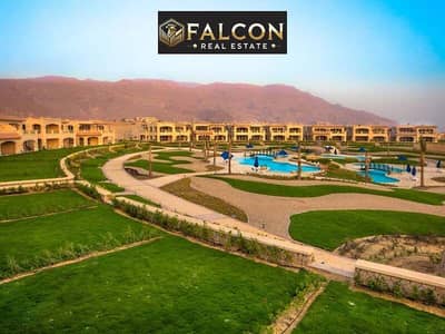 شاليه بتشطيب High End و فيو صف اول على البحر للبيع بجوار مدينه الجلاله و بورتو السخنه بأقساط 7 سنين بـ لافيستا جاردنز La Vista Gardens