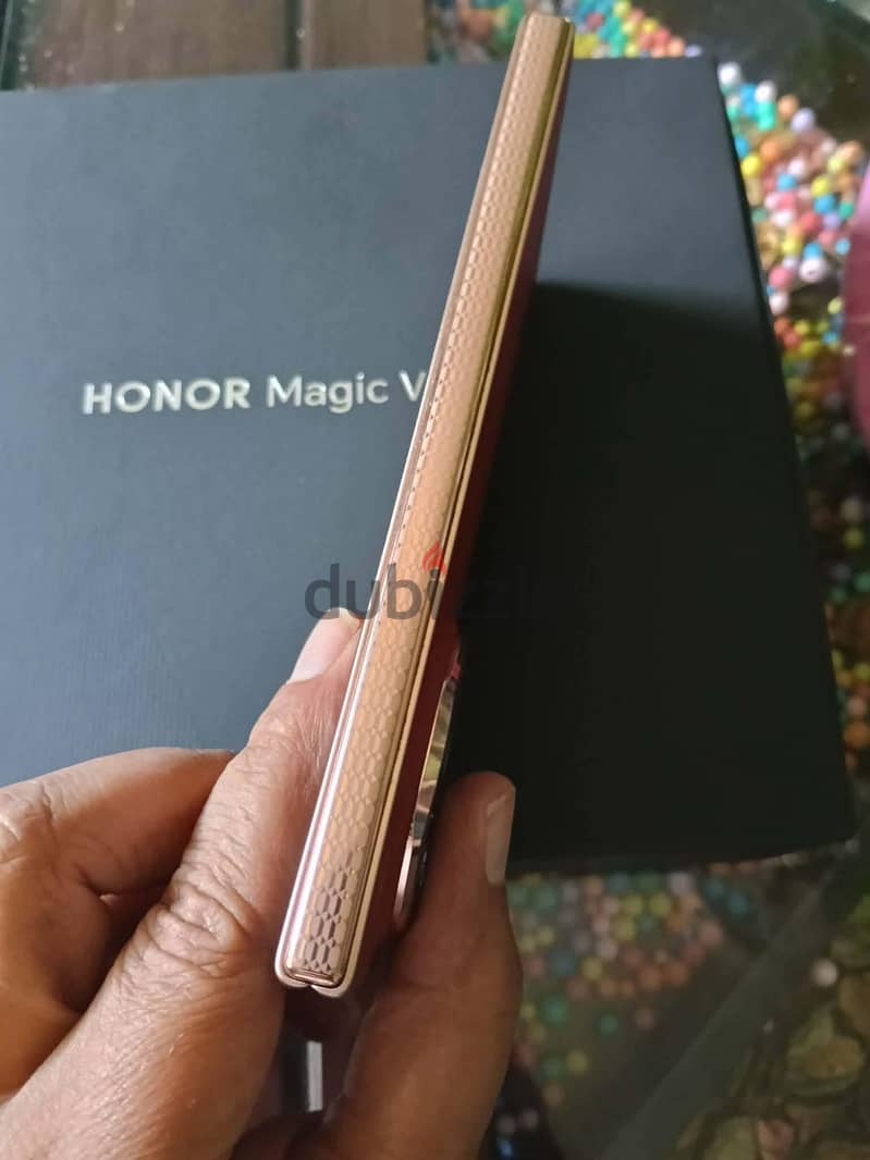 Honor Magic V3 3