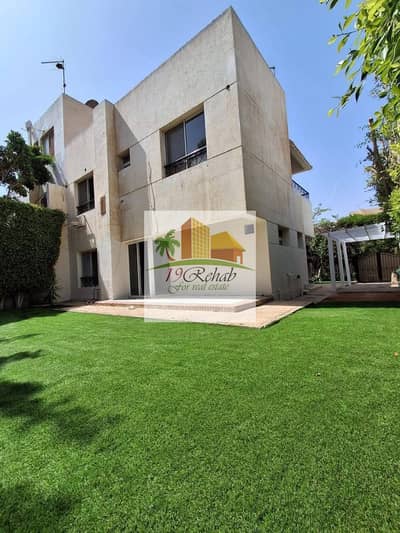 For rent in Al-Rehab, a twin villa next to Mall 2