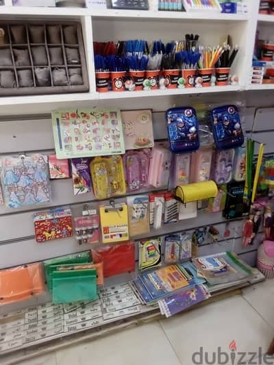 مكتبه للبيع