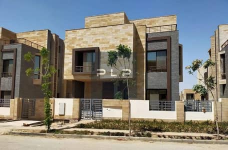 فيلا ستاند الون بحري اوبن فيو لاند سكيب بتسهيلات في السداد في كمبوند تاج سيتي taj city