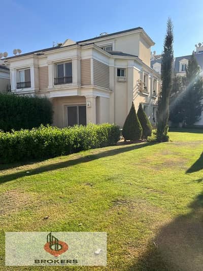 Townhouse Corner for Sale in Mountain View