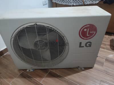 تكييف lg ١ ونص حصان بحاله جيده