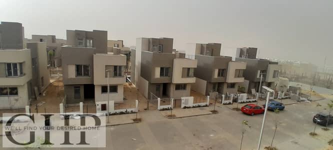 تاون هاوس  227 متر للبيع في بالم هيلز القاهرة الجديدة Palm Hills New Cairo