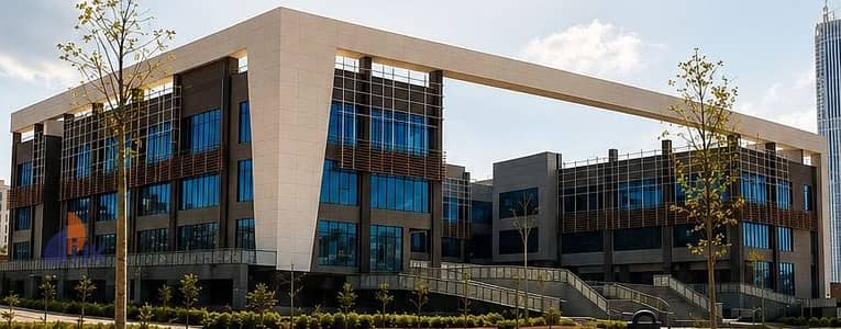 محل تجارى للبيع استلام فورى بسعر مميز جدا فى قلب ال R 3 منطقة ذات كثافة سكانية عالية فى قلب العاصمة الإدارية الجديده New Administrative Capital