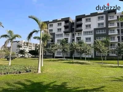 شقه للبيع في مدينتي تقسيط بمساحه 200 متر استلام خلال سنه بال b14 مجموعه 141متر حجز 2022 دور ثالث فيو جاردن تميز L10 اجمالى عقد 8,748,000 على ١٢ سنه