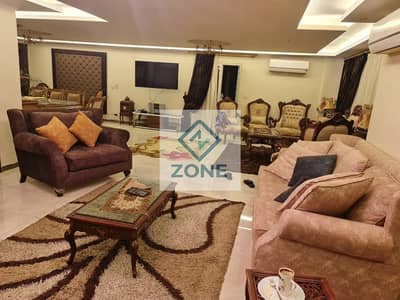 شقه للبيع بمدينتى B3  مساحه 320 متر