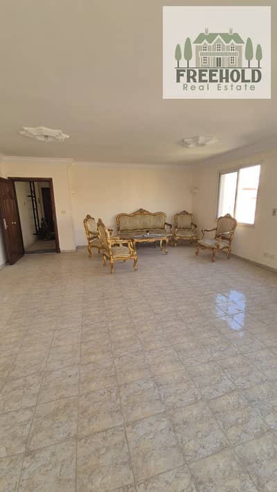 Unfurnished apartment for rent in Al Rehab City, 171 square meters, fourth floor, double face view