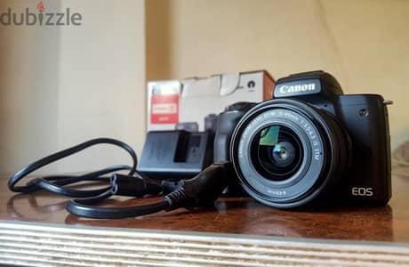 Canon M50 -Used like new