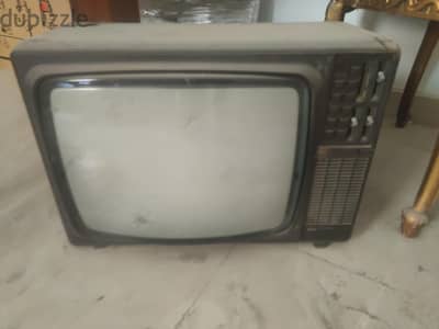 Old classic TV تلفزيون كلاسيك قديم