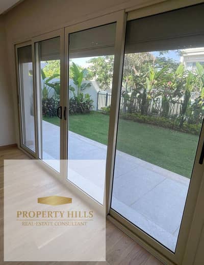 For selling villa old price with private garden in 5 settlement