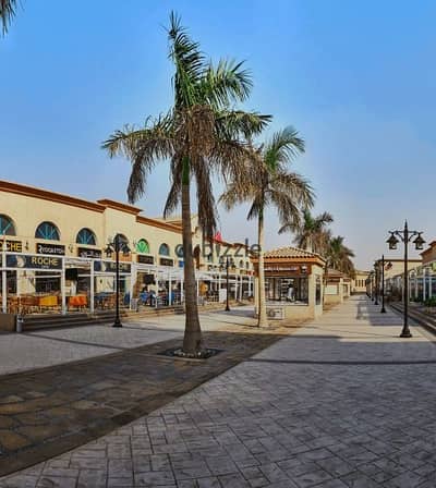 محل للبيع موقع مميز في السوق الشرقي بعائد استثماري ممتاز بمساحة 80 متر نموذج E في مدينة الرحاب Al Rehab