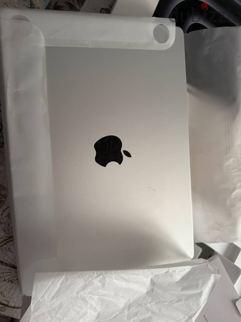 MacBook Pro M5 2