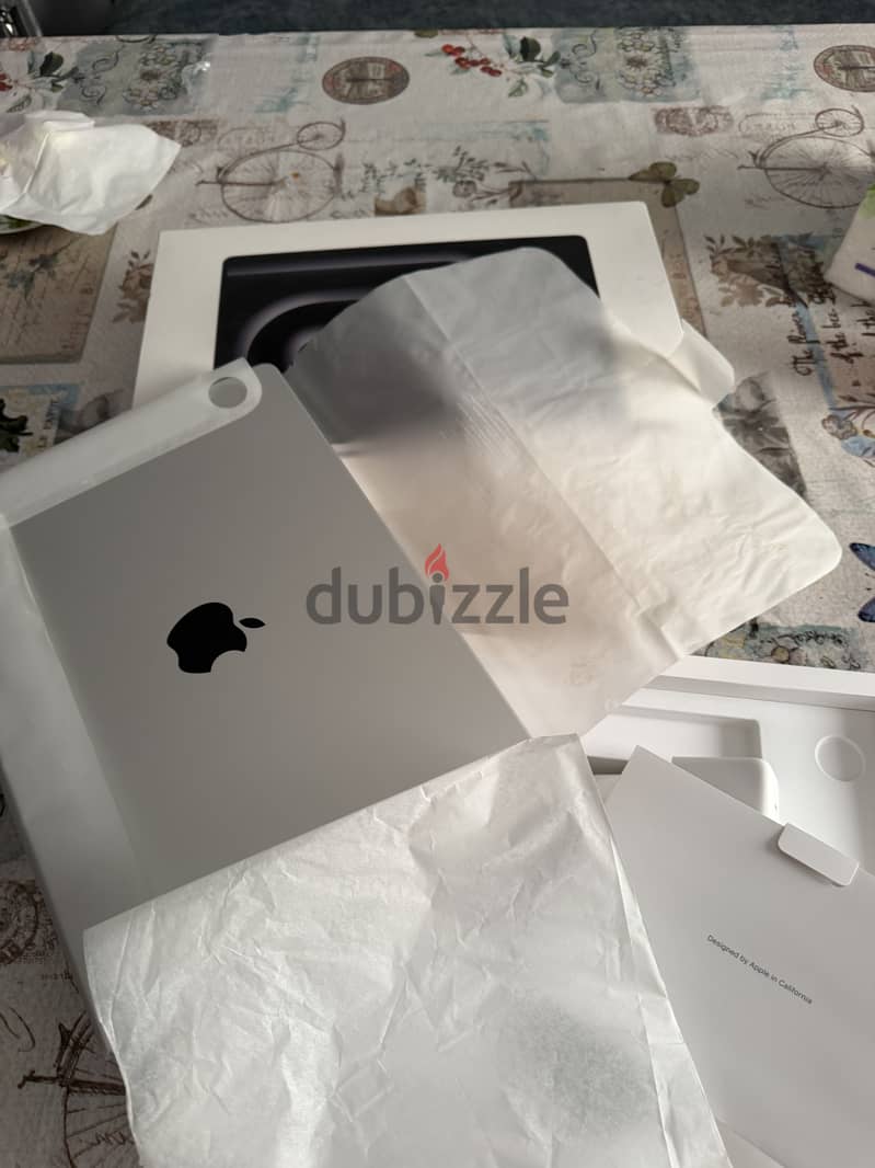 MacBook Pro M5 3