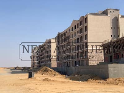 شقه نص تشطيب استلام فورى فى جرين سكوير المستقبل سيتى الاهلى صبور لوكيشن  مميز بأقل من السعر