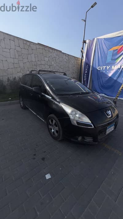 بيجو 5008 2014