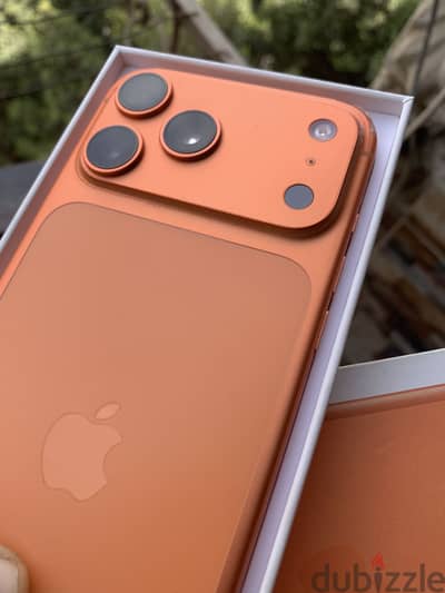 Iphone 17pro max256g battery 100%||ايفون١٧برو ماكس ٢٥٦جيجا عليه ٢٨ الف