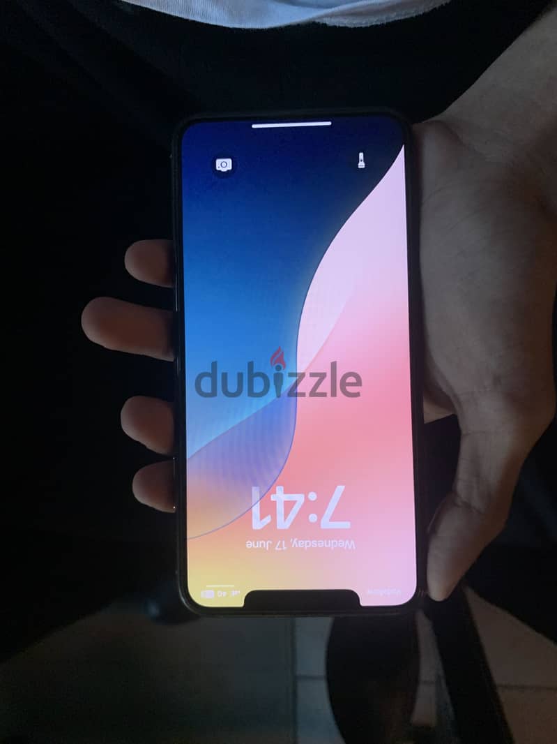 Apple - iPhone XS Max 1
