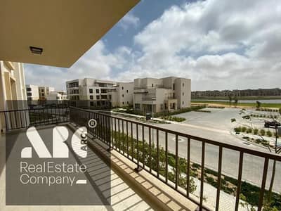 شاليه للايجار في بلانكا لقطه ٣ غرف اتنين حمام مساحتو 145 متر موقع مميز جدااا_Marassi North coast