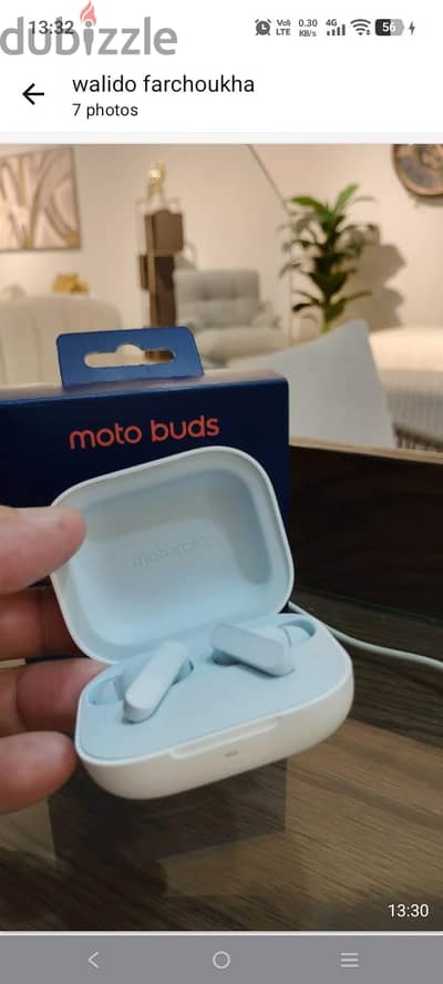 Motorola buds