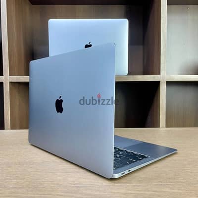 Macbook air 2020, m1 , like a new , silver