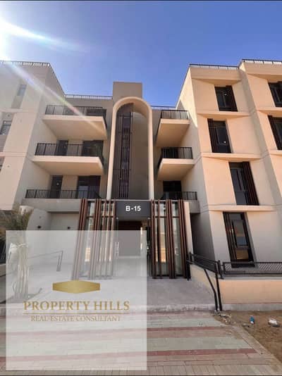 Don't wait years, receive your apartment now, ready for viewing in a prime location by Sodic.