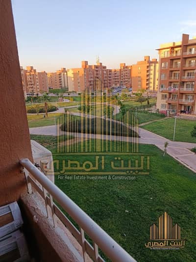 شقة 3 غرف للإيجار المفروش في كمبوند وصال – فيو وايد جاردن