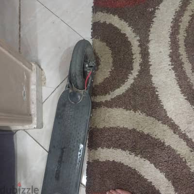 اسكوتر بحاله زيرو كوشات جديده