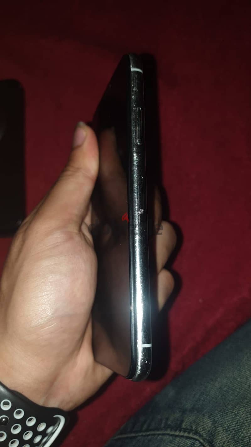 Apple - iPhone X 3