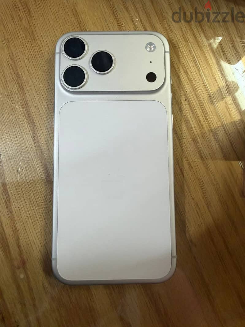 iPhone 17 Pro Max 1