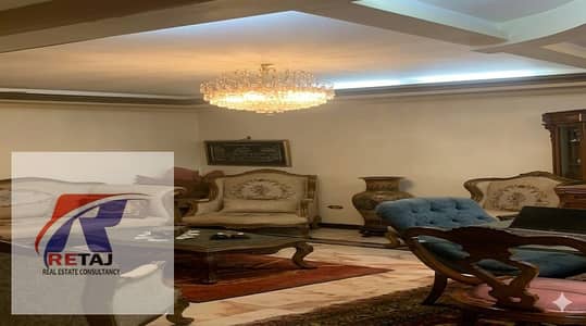 شقه للبيع 250م قرب جامع الارقم وحديقة الطفل متفرع من مكرم عبيد مدينة نصر