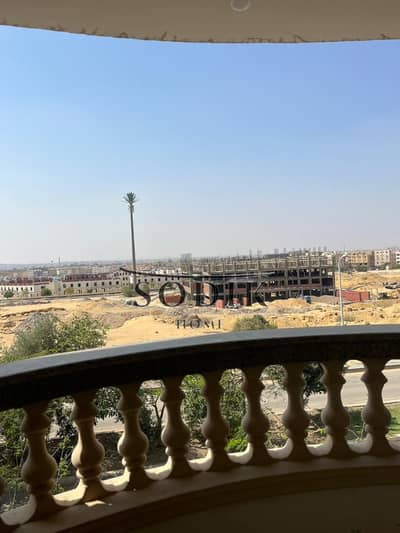 Villa for sale, 515 square meters, ground floor, first floor, second floor and roof, finished and ready to move in, in a prestigious villa neighborhoo