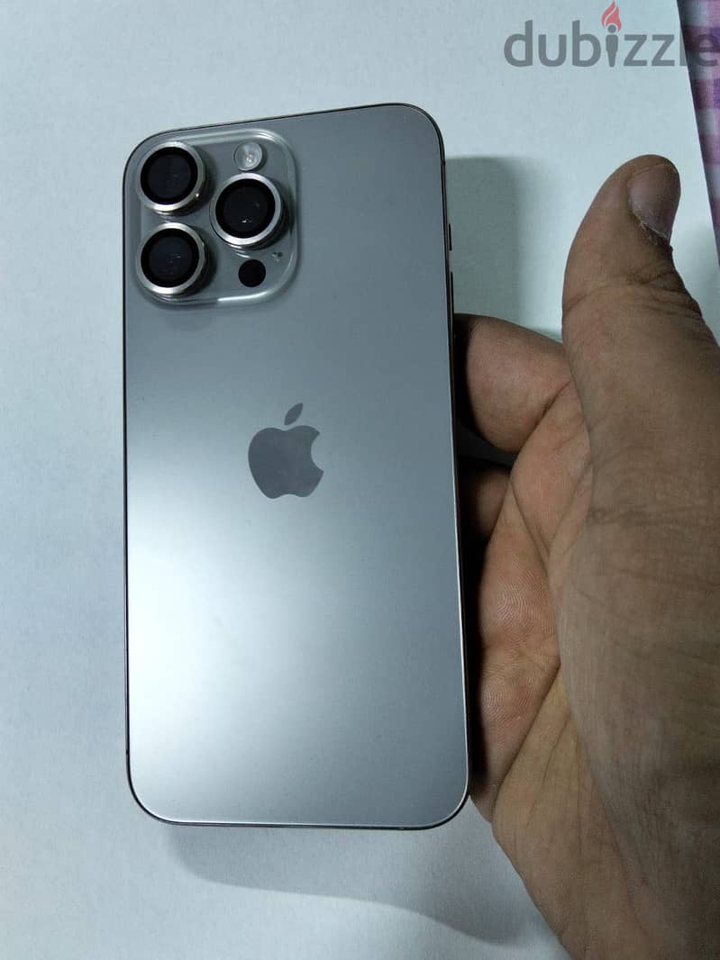 Apple - iPhone 15 Pro Max 4