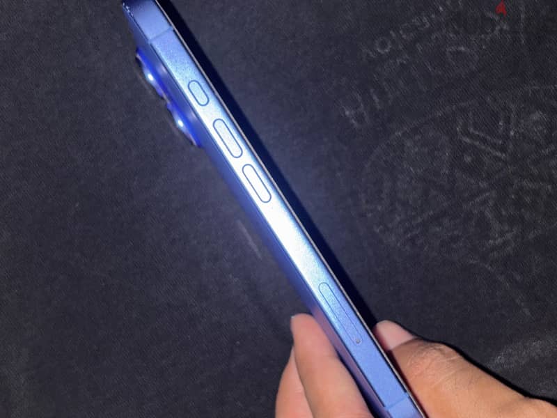 Apple - iPhone 16 8