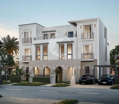 NORTH-FACING GOLF VIEW VILLA FOR SALE OVER 8 YEARS IN CITY GATE, GOLDEN SQUARE, FIFTH SETTLEMENT, MINUTES FROM AUC