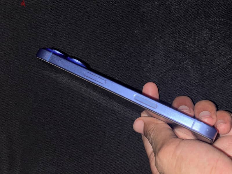 Apple - iPhone 16 11